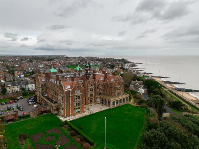 House for sale in Walton, Eastbridge
