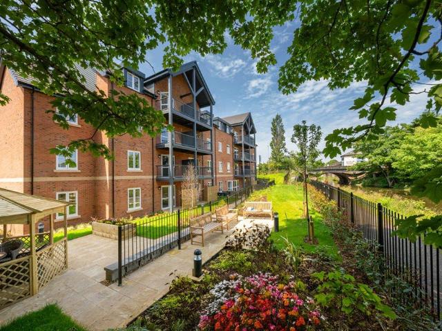 House for sale in Maghull, Kennessee Green