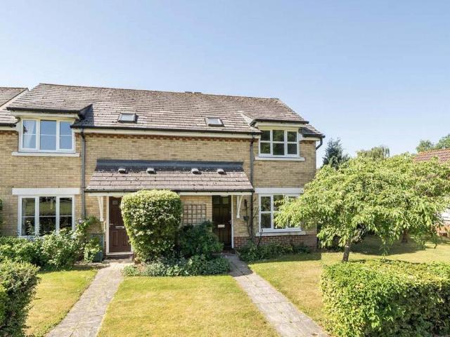 House for sale in Batchworth, Hertfordshire
