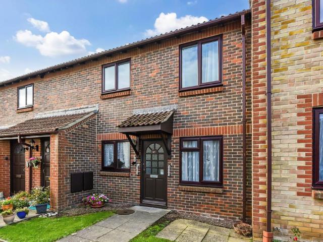 House for sale in Littlecote, West Sussex