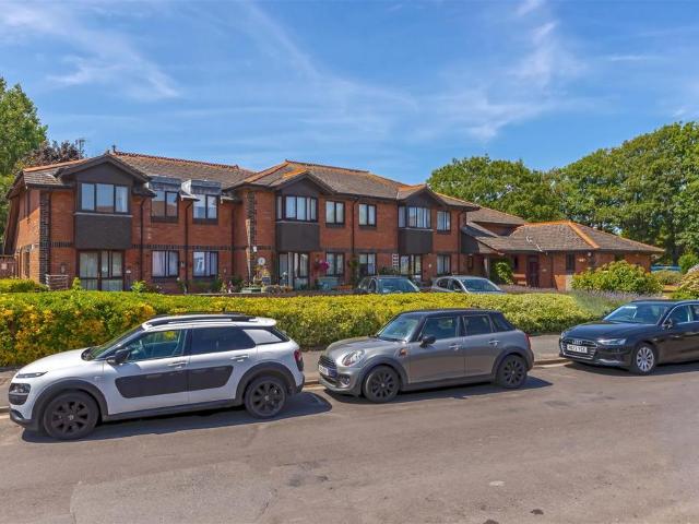 House for sale in Worthing, West Sussex