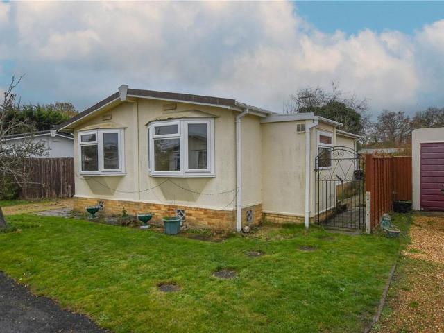 House for sale in Winnersh