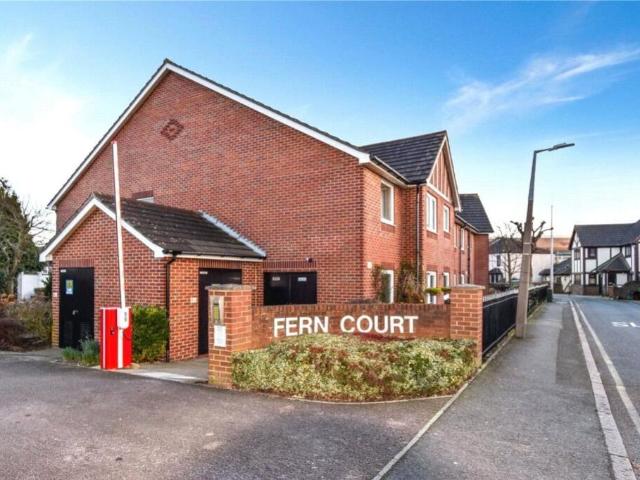 House for sale in Barnehurst, Greater London