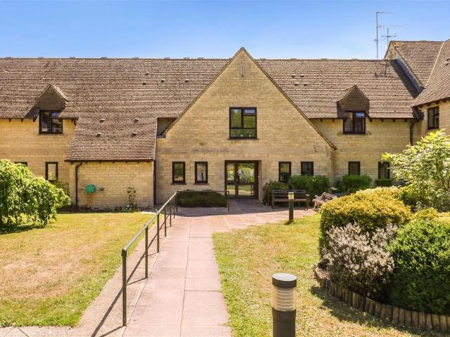 House for sale in Minchinhampton, School House