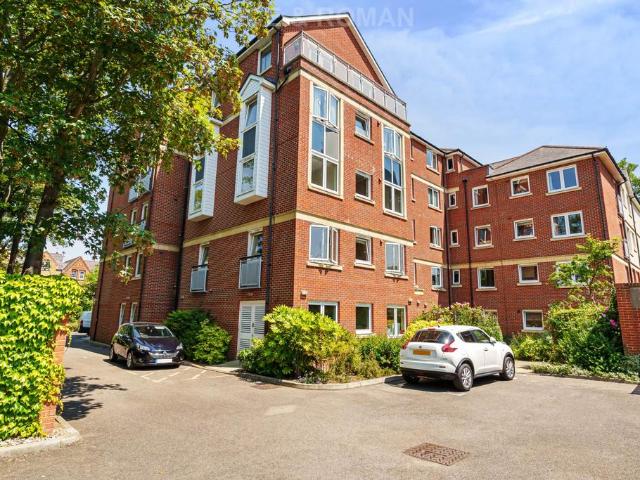House for sale in Clewer Village, Windsor