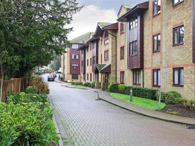 House for sale in Red Hill, Surrey