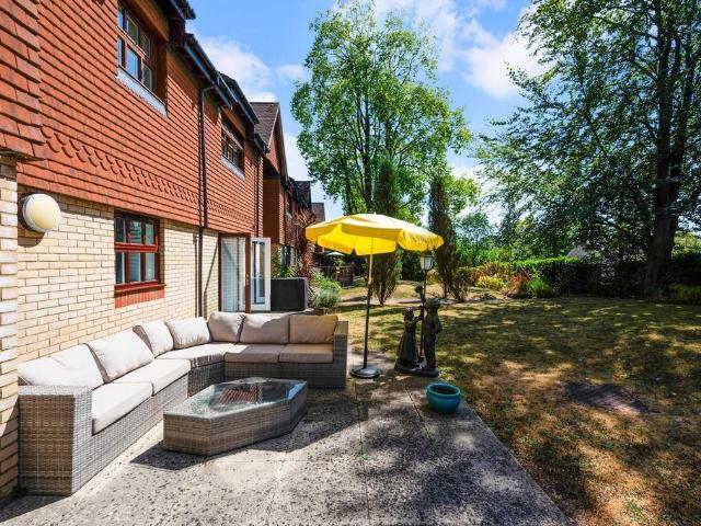 House for sale in Kingswood, Reigate and Banstead