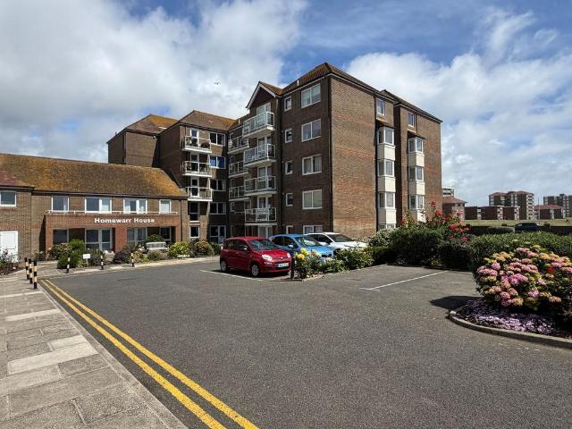 House for sale in Old Town, Heathlands