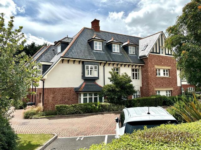 Flat for sale in Alcombe, Minehead