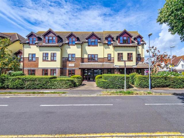 House for sale in Highcliffe