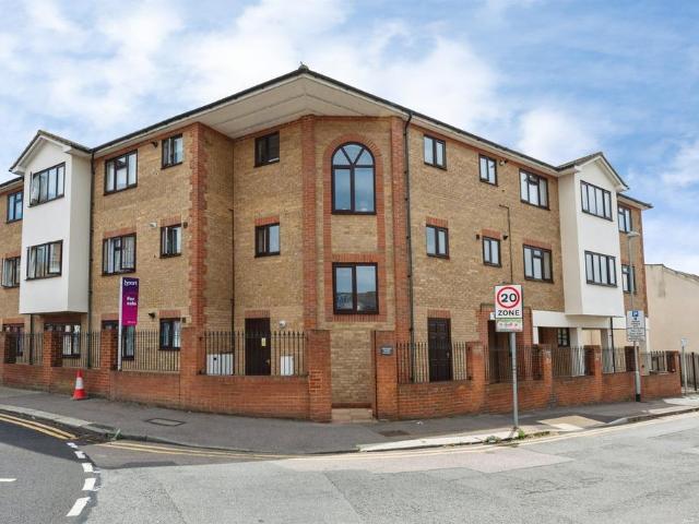 House for sale in Grays, Essex