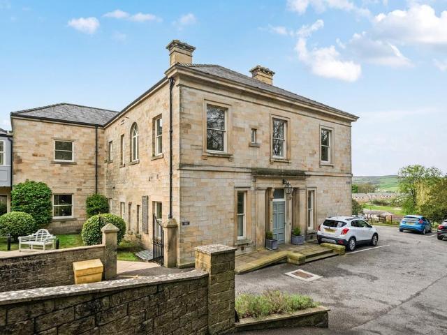 House for sale in Burnside, Skipton