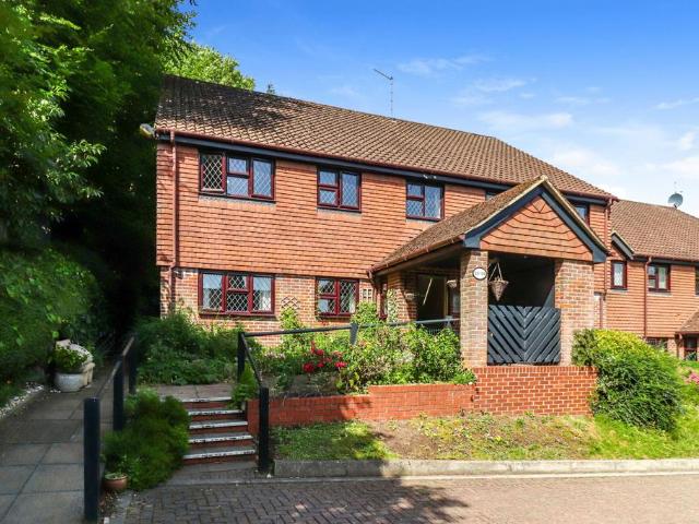 House for sale in Heronsgate, Batchworth