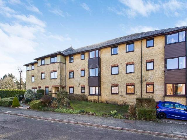 House for sale in Potters Bar, Hertfordshire