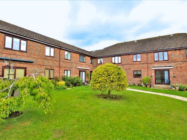 House for sale in Bolton Low Houses, Hampshire
