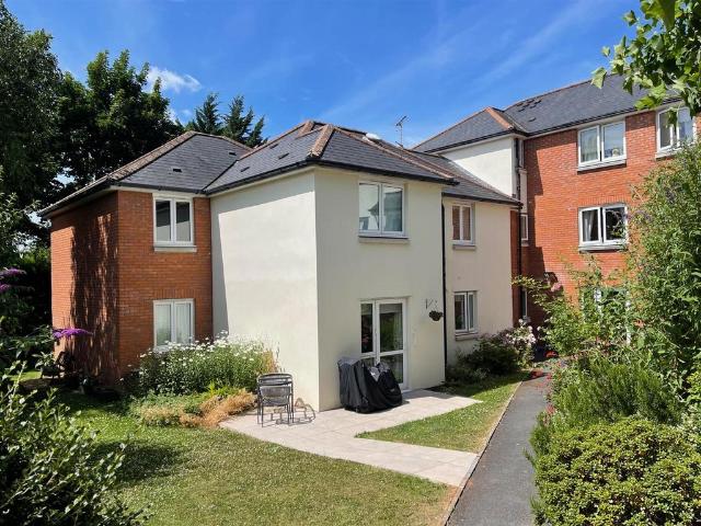 House for sale in Watergate, Devon