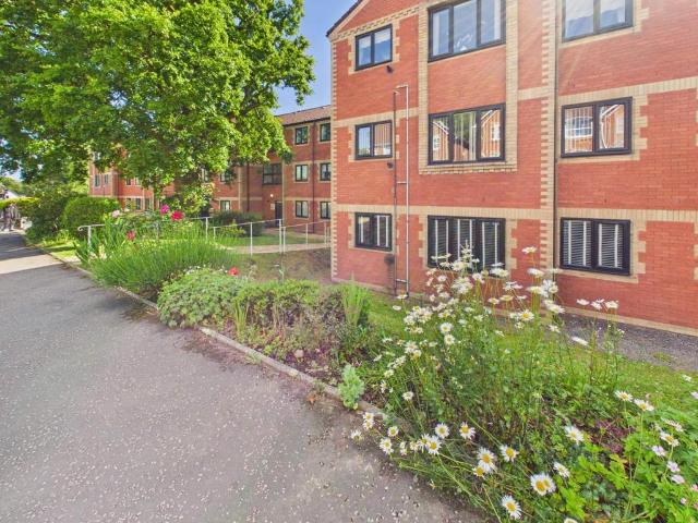 Flat for sale in Falcon Lodge, Wales