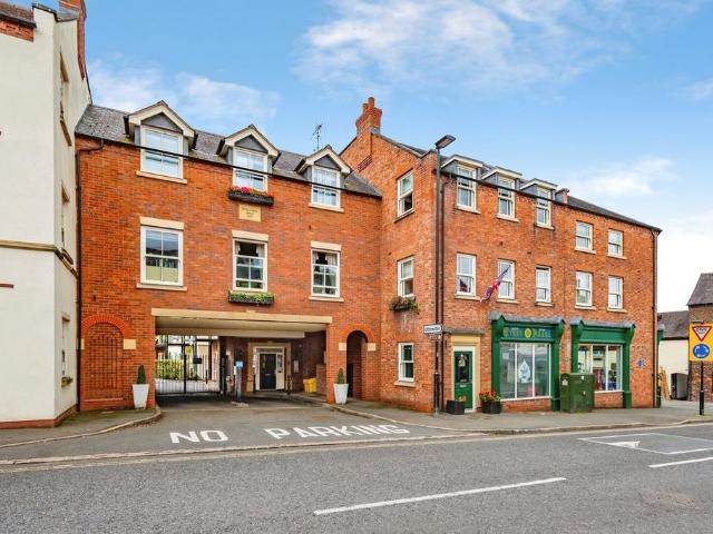 House for sale in Beamhurst, Staffordshire