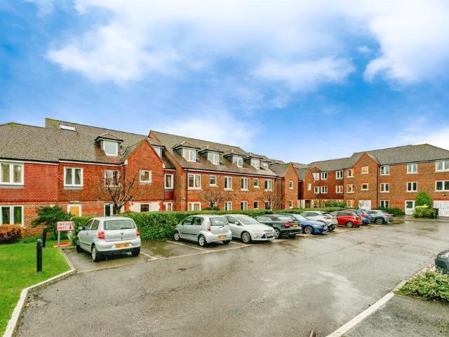 House for sale in Red Hill, Surrey