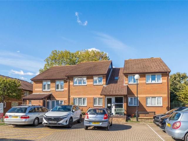 House for sale in London Borough of Bromley, Greater London