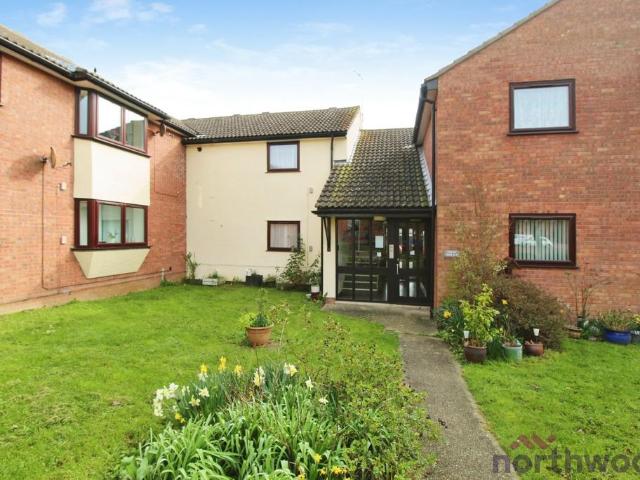 House for sale in Dale Hill, Essex