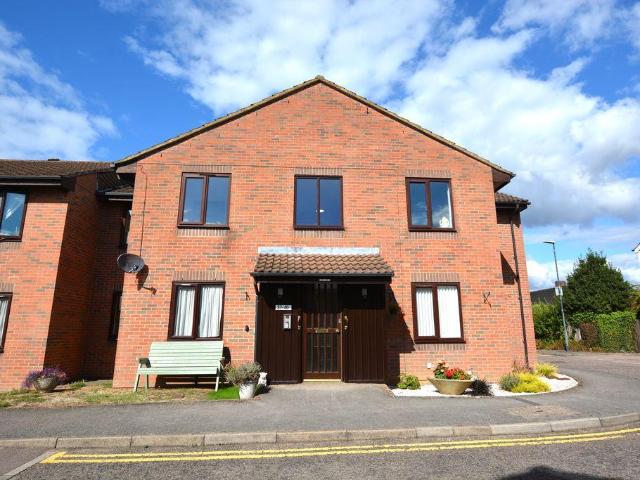 House for sale in Pinner, Greater London