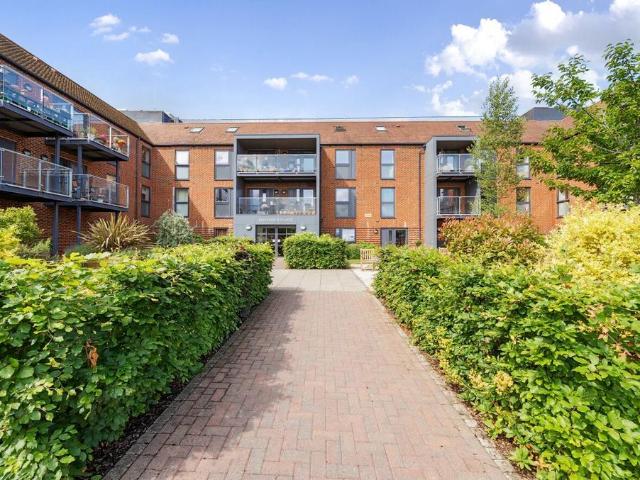 House for sale in New Alresford, Hampshire