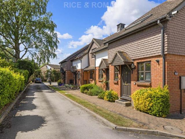 House for sale in Pachesham Park, Isle Of Man