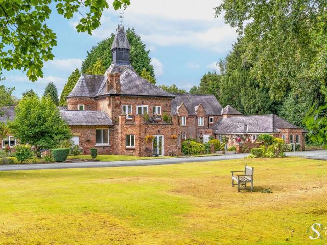 House for sale in Mobberley