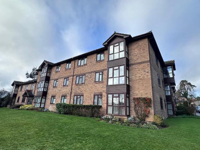 House for sale in Winkfield