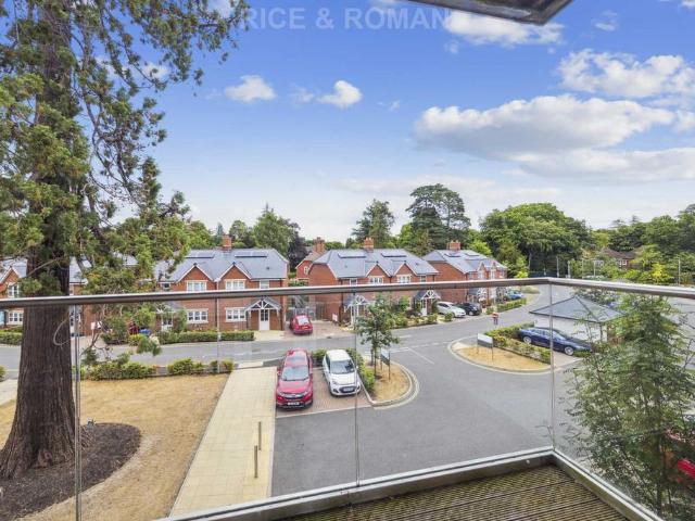 House for sale in Sunninghill and Ascot, Sunningdale