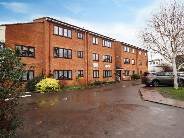 House for sale in West Wickham, Greater London