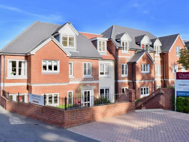 House for sale in Pachesham Park, Surrey