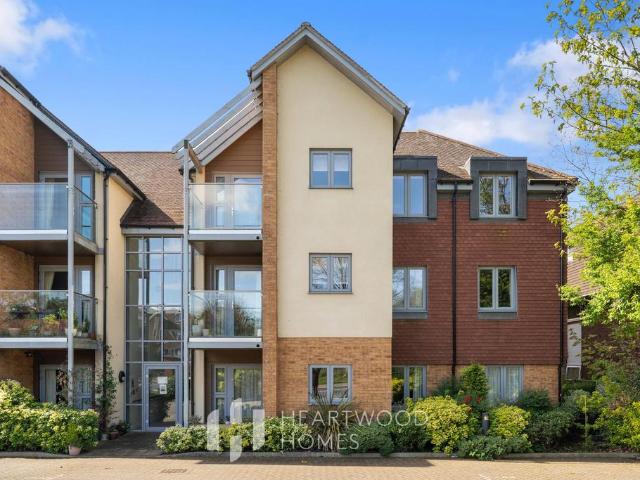 House for sale in St Albans, Five Acres