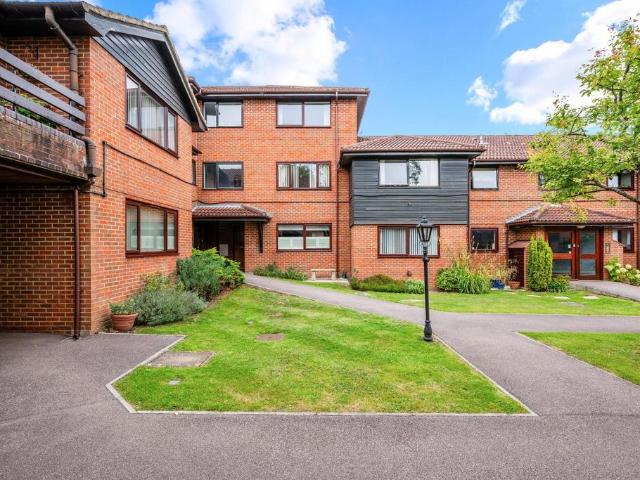 House for sale in Red Hill, Surrey