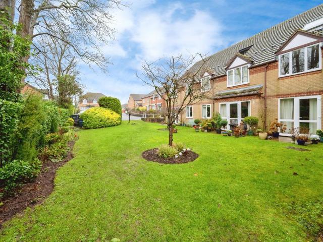House for sale in Fair Oak and Horton Heath, Helford