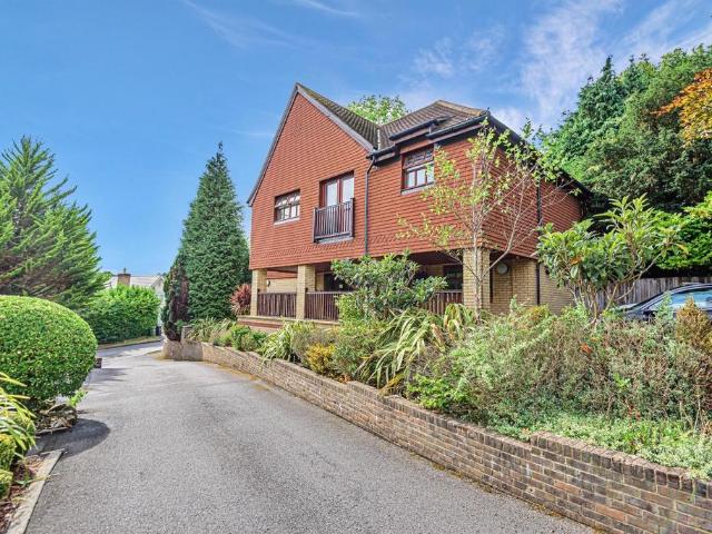 House for sale in Red Hill, Surrey