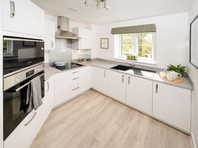 House for sale in New Bilton