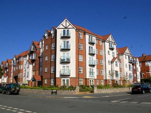 House for sale in Colwyn Bay, Wales