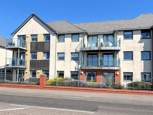 House for sale in Lee-on-the-Solent, Middlecroft