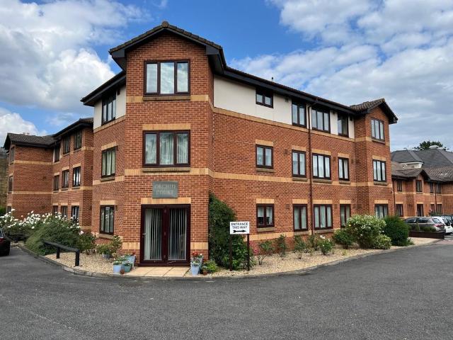 House for sale in Row Town, Surrey