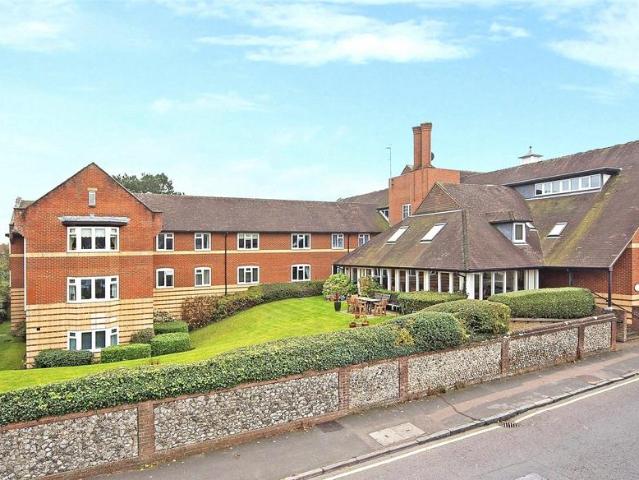 House for sale in Rose Hill, Pachesham Park