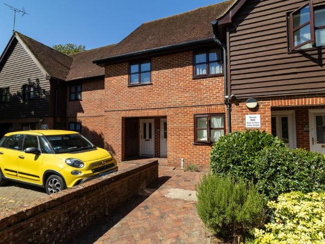 House for sale in Folkestone, Kent
