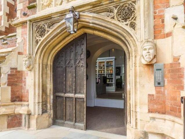 House for sale in Green Close, Warwickshire