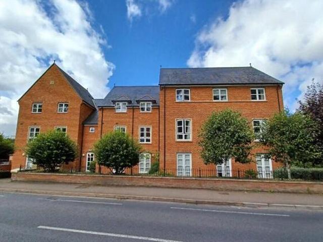 House for sale in Caldecott, Dromore