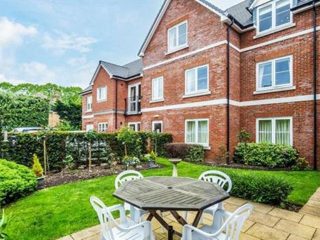 House for sale in Ashtead, Mole Valley