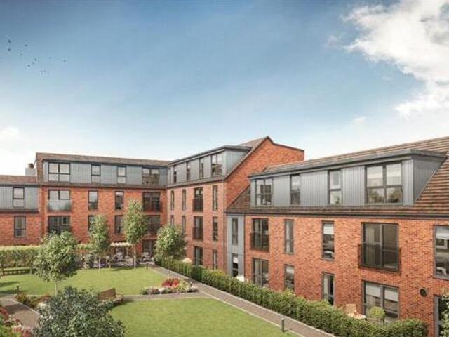 House for sale in Heol-las, Surrey