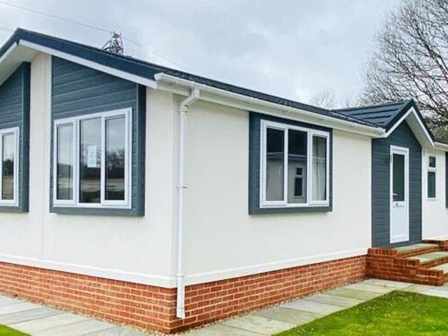 House for sale in Basingstoke, Basingstoke and Deane