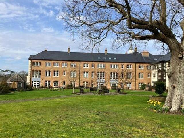 House for sale in Perryfields, West Sussex