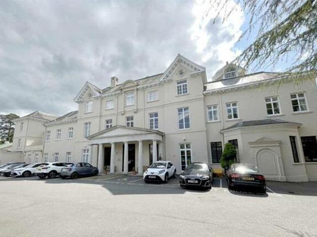 House for sale in Bushey